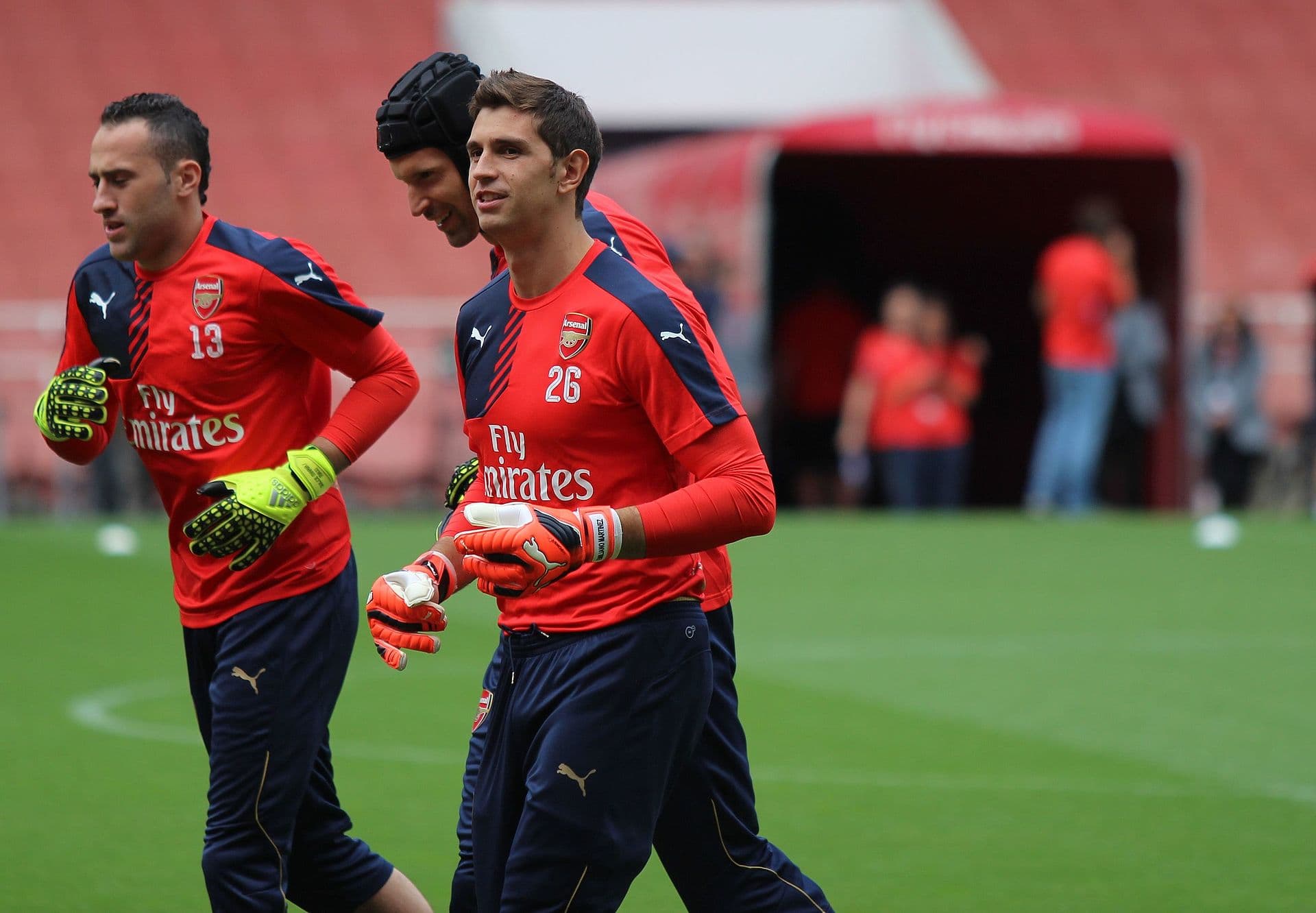 Emiliano Martínez trains alongside David Ospina and Petr Čech at Arsenal Members' Day in 2015
